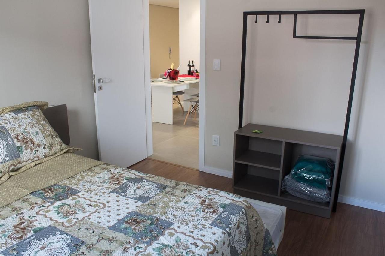 Dallas Apartamentos Na Via Gastronomica-Estacionamento-Amplos E Equipados-Wifi Bento Gonçalves Екстериор снимка